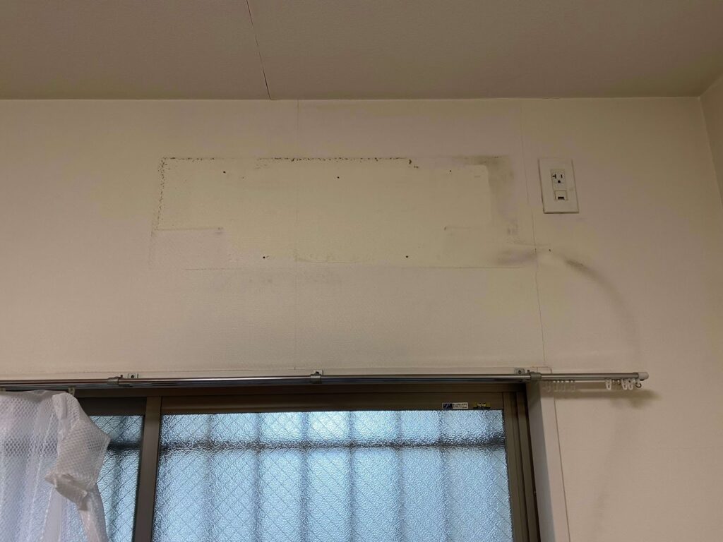 三郷市エアコン室外機取り外し後