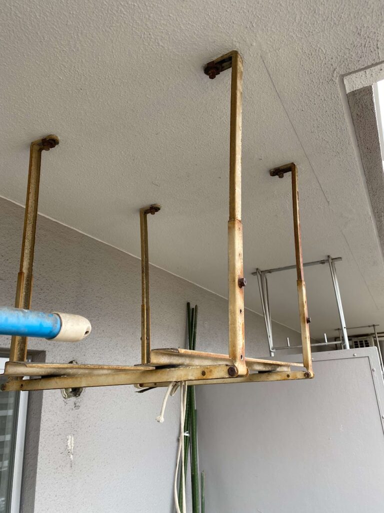 エアコン室外機取り外し後